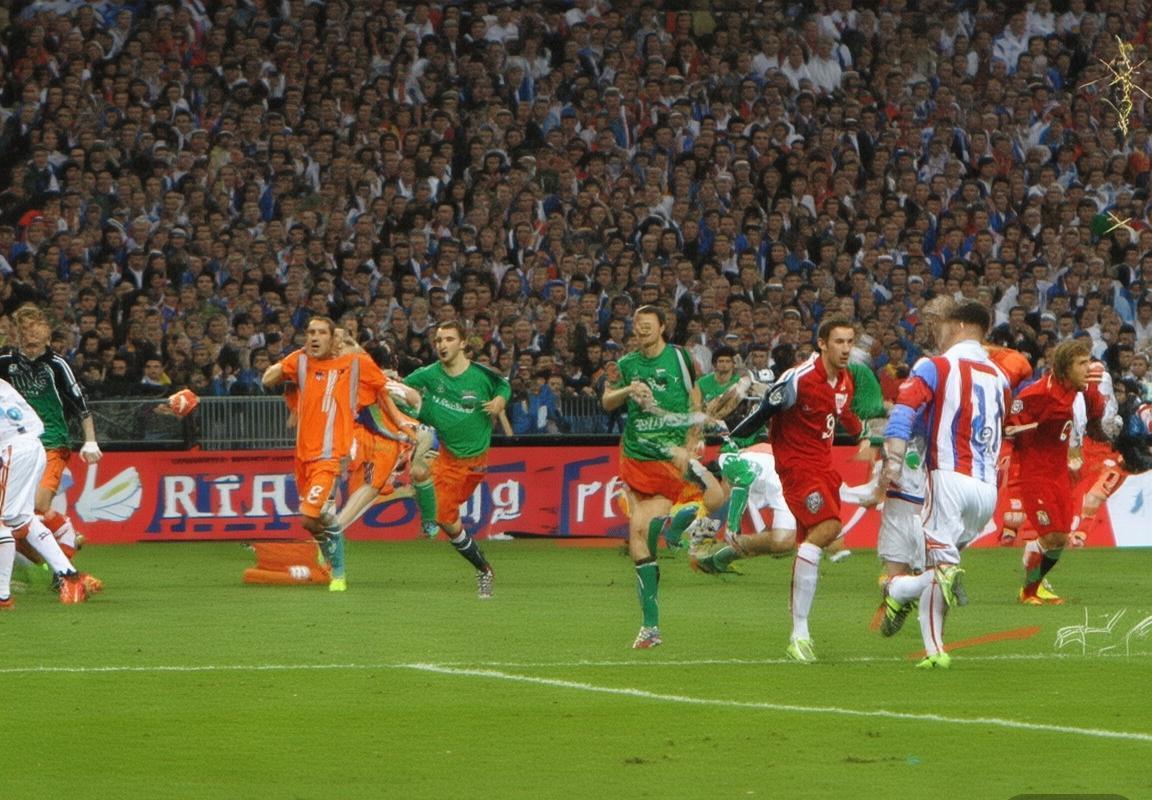 2008欧洲杯荷兰VS俄罗斯激情对决回顾(图4)